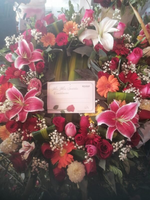 Corona lirio fúnebre - Image 2