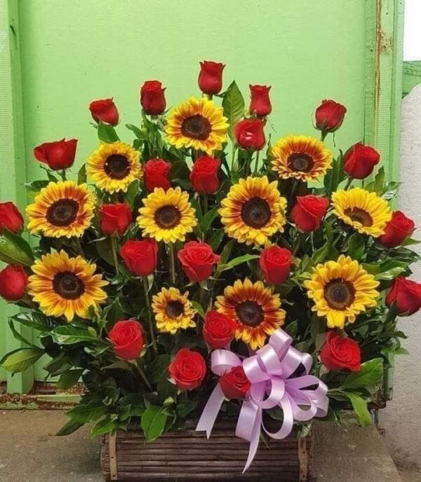 Arreglo avanico de rosas