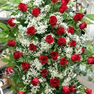 Trípode fúnebre rosas rojas