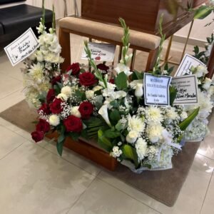 Lágrimas de Amor – Arreglo Funebre en Tributo a la Vida